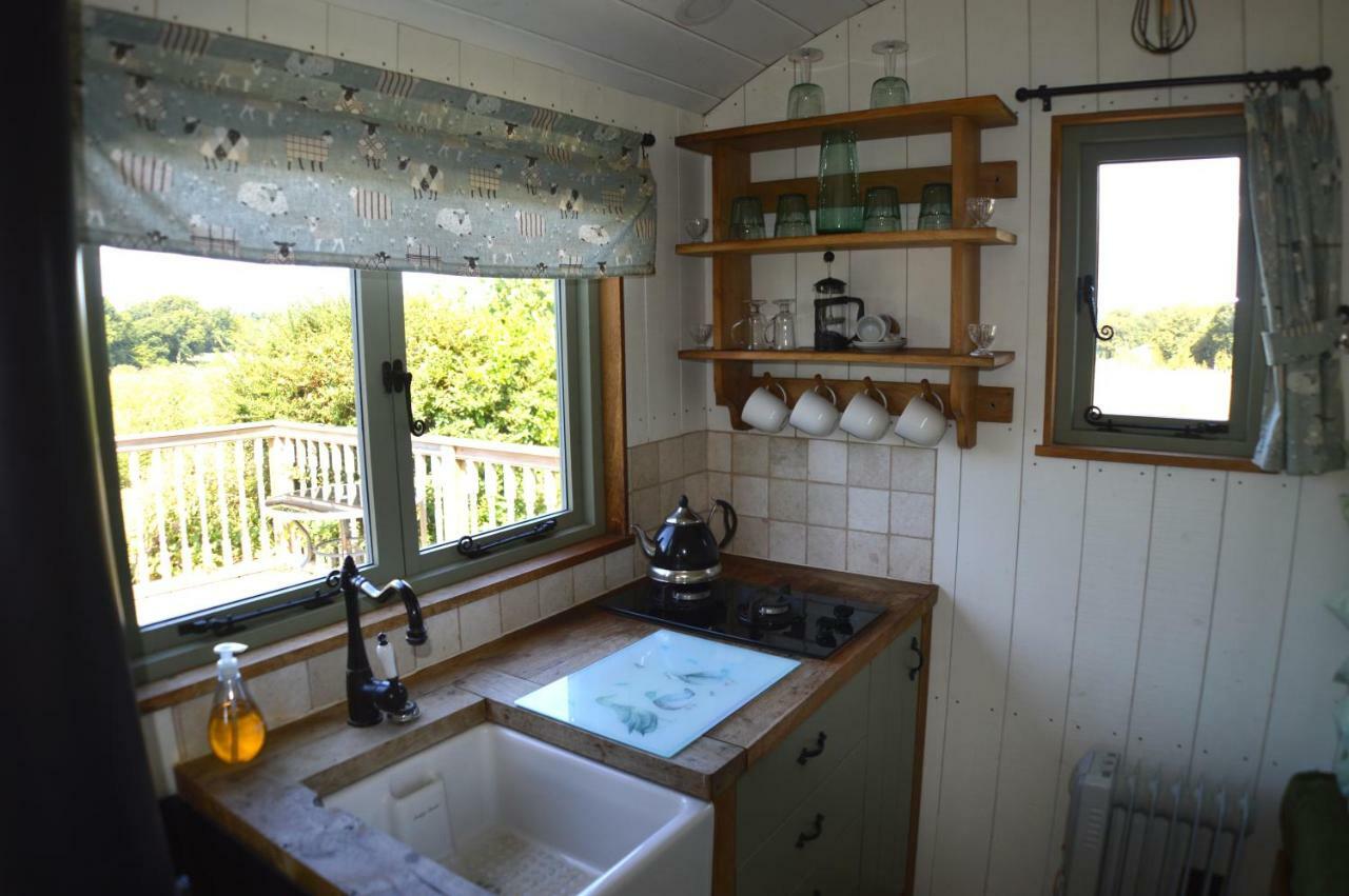 Rose Shepherds Hut Badlesmere Esterno foto
